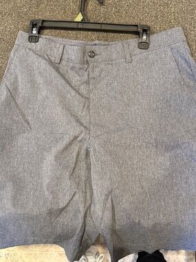 PGA Tour Gray Golf Shorts men- men size 34